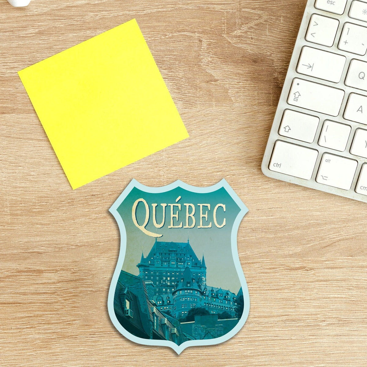 Québec travel sticker, vintage style decal for suitcase, luggage, laptop or water bottle