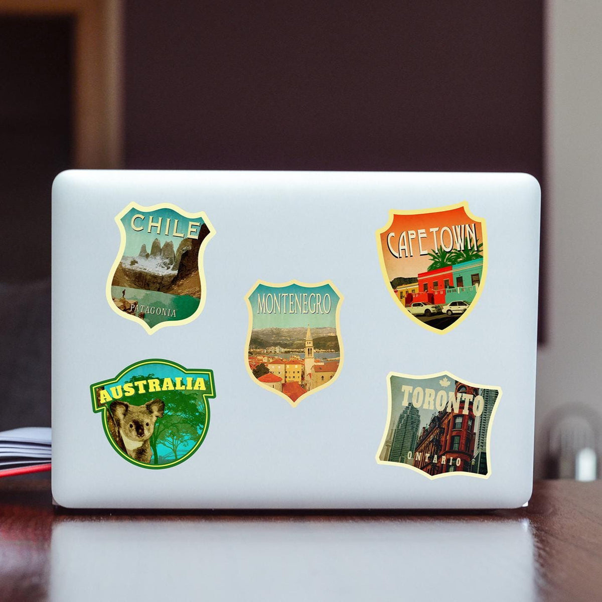 Montenegro Travel Sticker: Vintage style Luggage Decal
