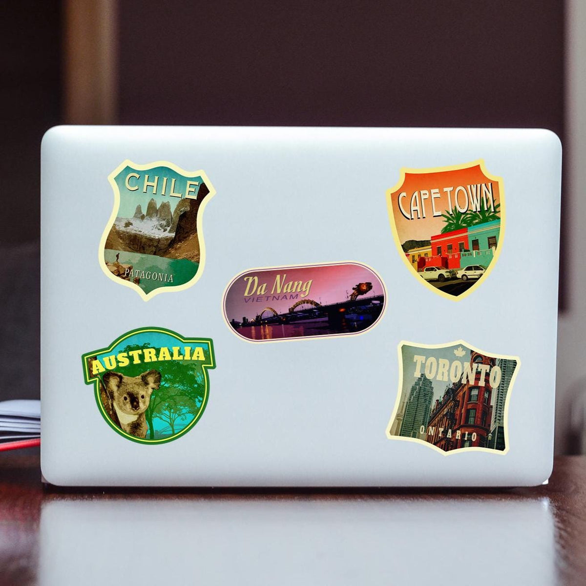 Da Nang Travel Sticker: Vintage-style Vietnam Decal